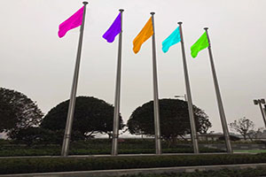 不銹鋼電動(dòng)升降錐形旗桿